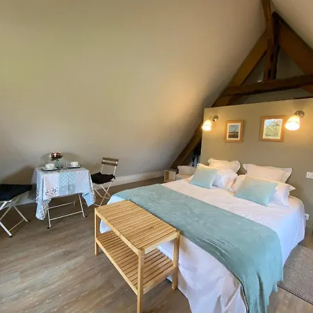 Bed & Breakfast Le Petit Pressoir *
